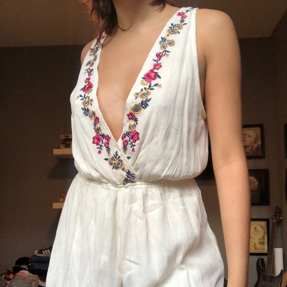 floral romper - Picture 1 of 4